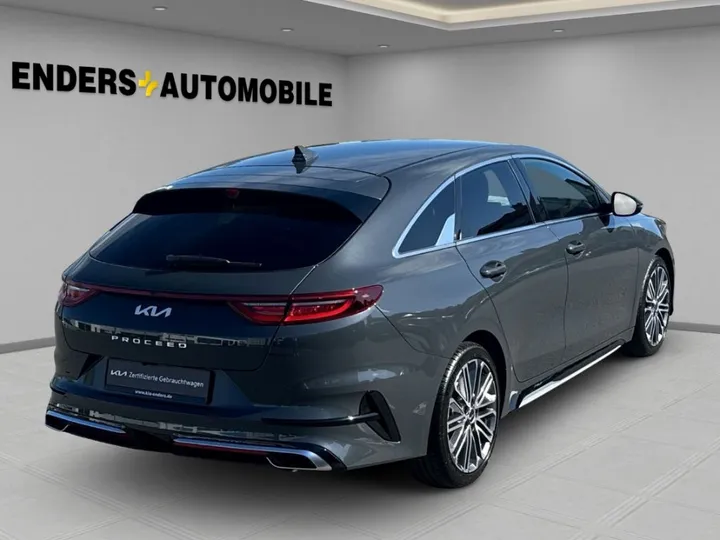 Kia pro cee'd / ProCeed