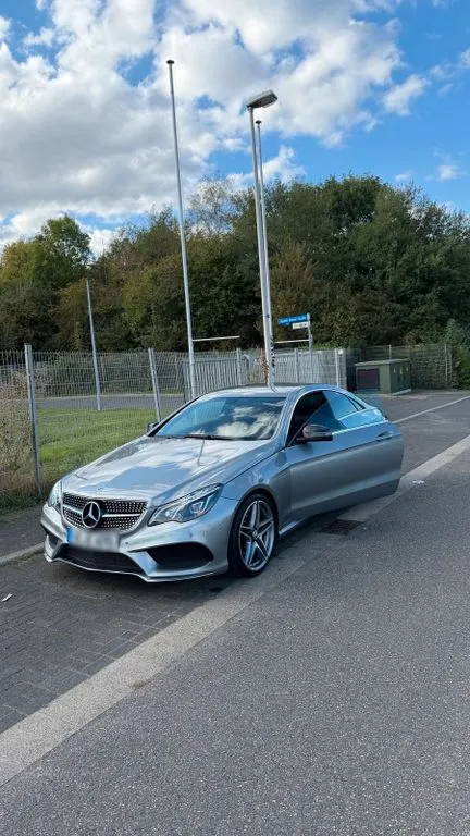 Mercedes-Benz E 250