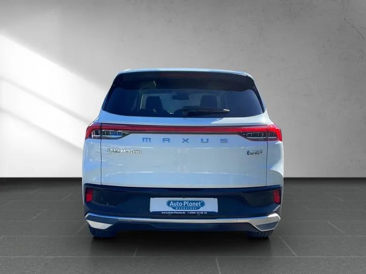 Maxus Euniq 6