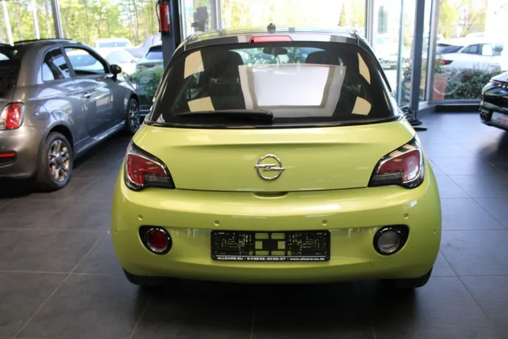 Opel Adam