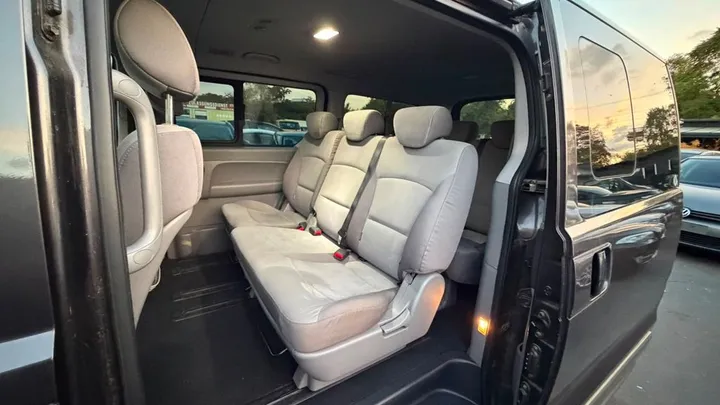 Hyundai H-1