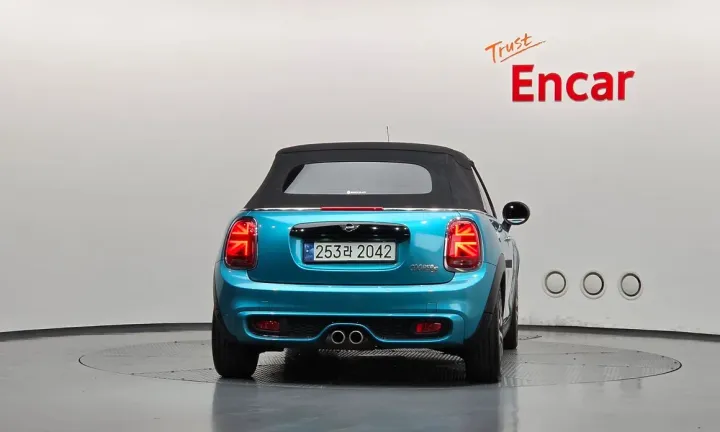 Mini Cooper Convertible