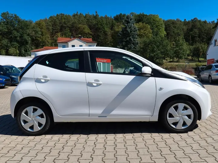 Toyota Aygo (X)