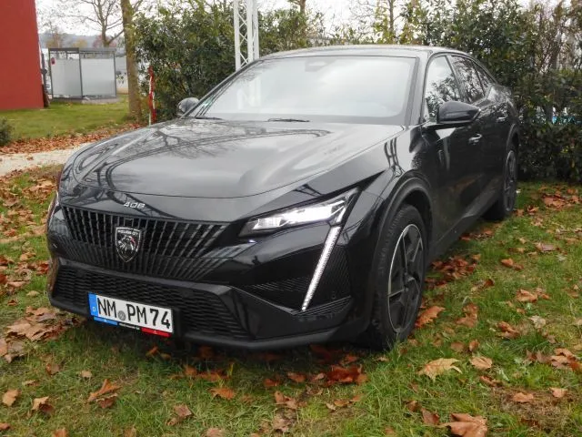 Peugeot 408