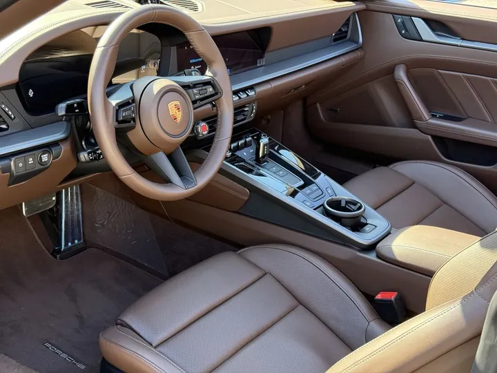 Porsche 992