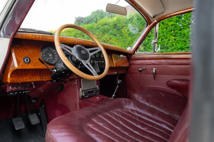 Jaguar MK II