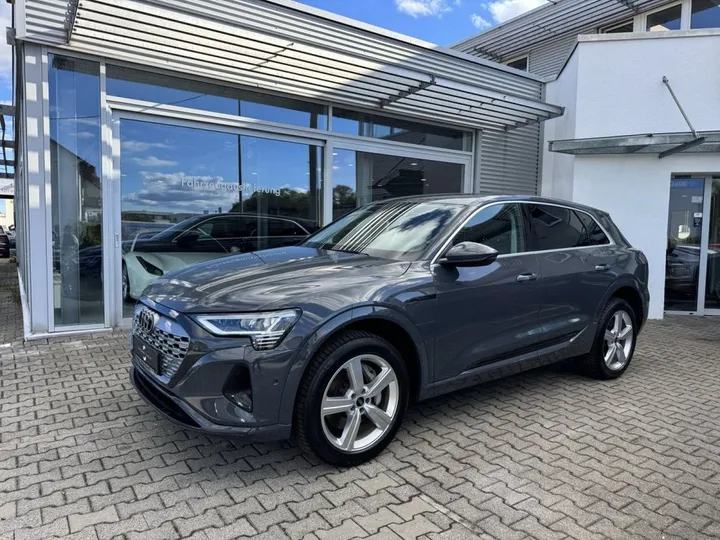 Audi Q8 e-tron