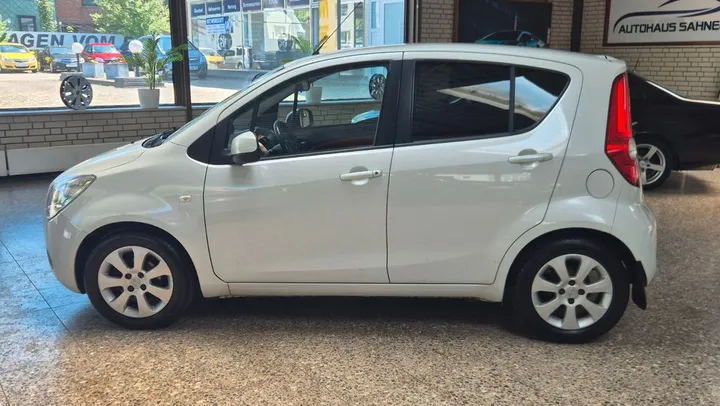 Opel Agila