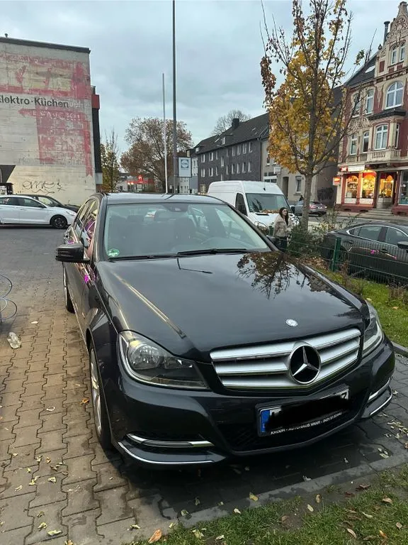 Mercedes-Benz C 180