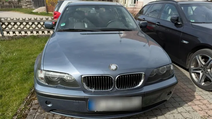 BMW 320