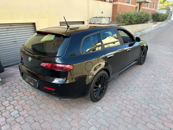 Alfa Romeo 159