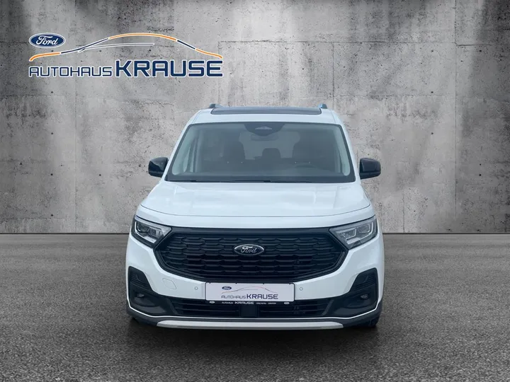 Ford Grand Tourneo