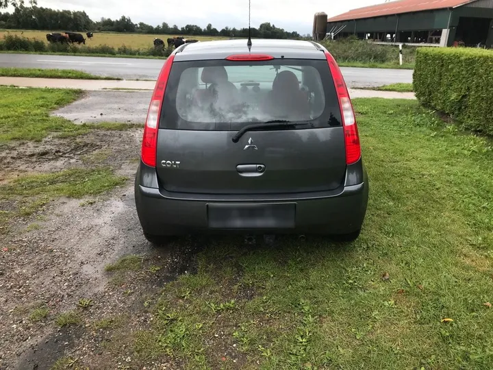 Mitsubishi Colt