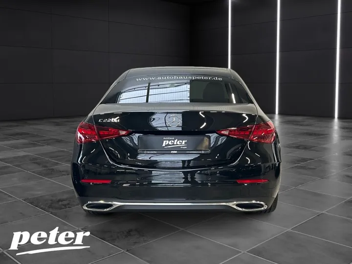 Mercedes-Benz C 220