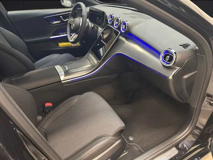 Mercedes-Benz C 220