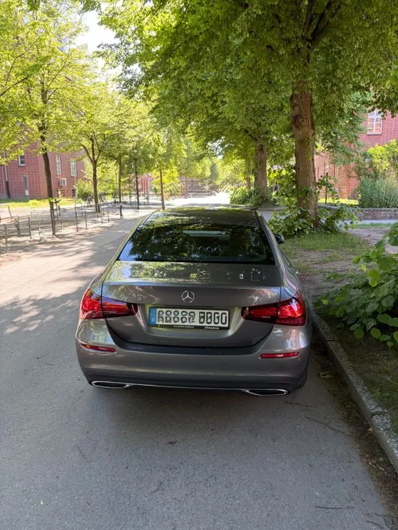 Mercedes-Benz A 250