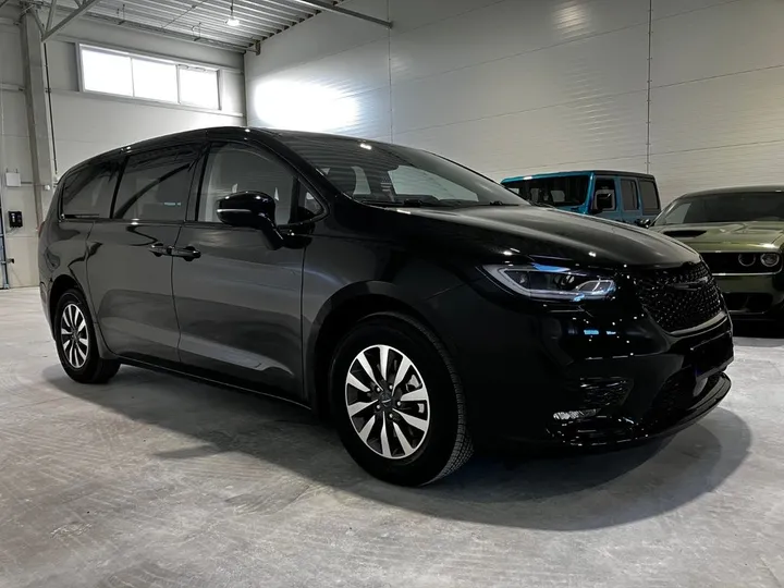 Chrysler Pacifica