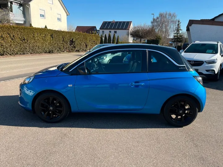 Opel Adam