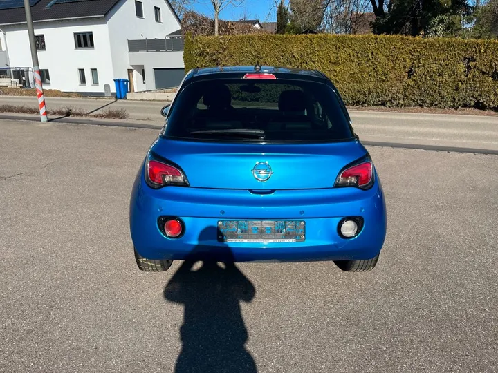 Opel Adam