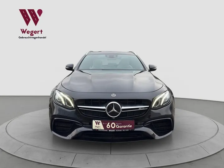 Mercedes-Benz E 63 AMG