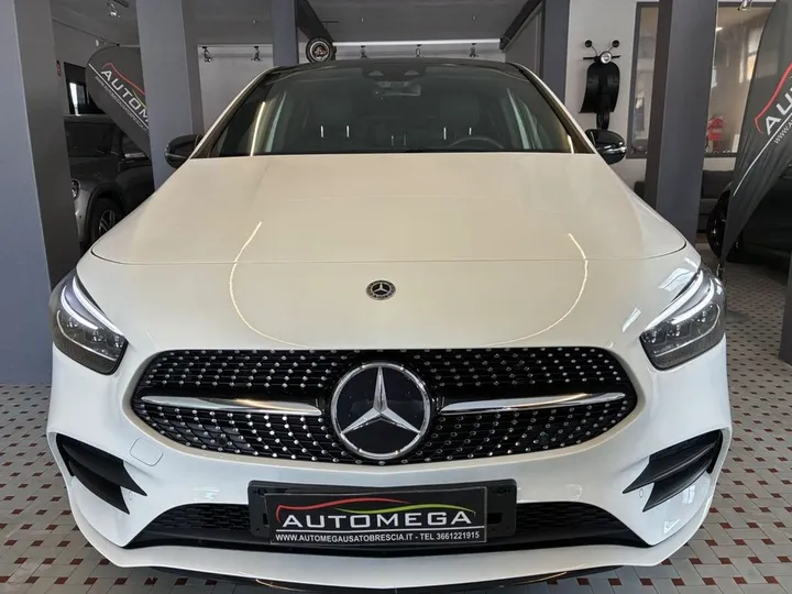 Mercedes-Benz B 200