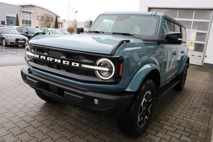 Ford Bronco