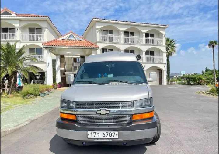 Chevrolet Express Van