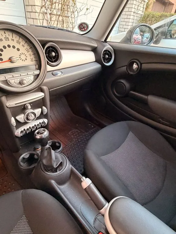 MINI Cooper C