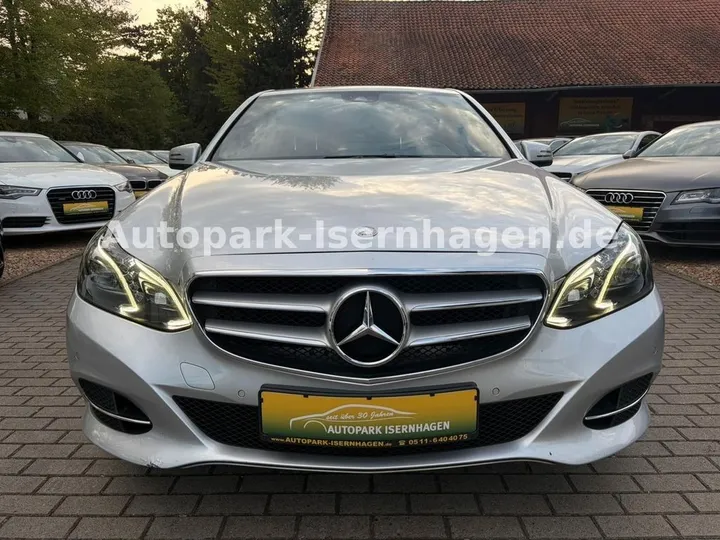 Mercedes-Benz E 220