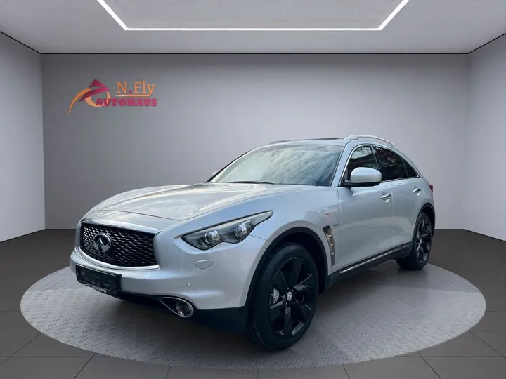 Infiniti QX70