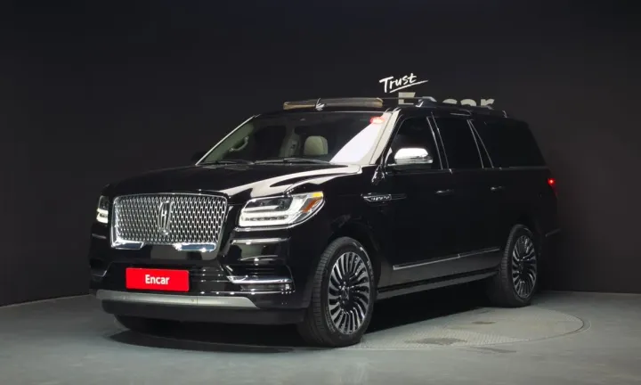 Lincoln Navigator