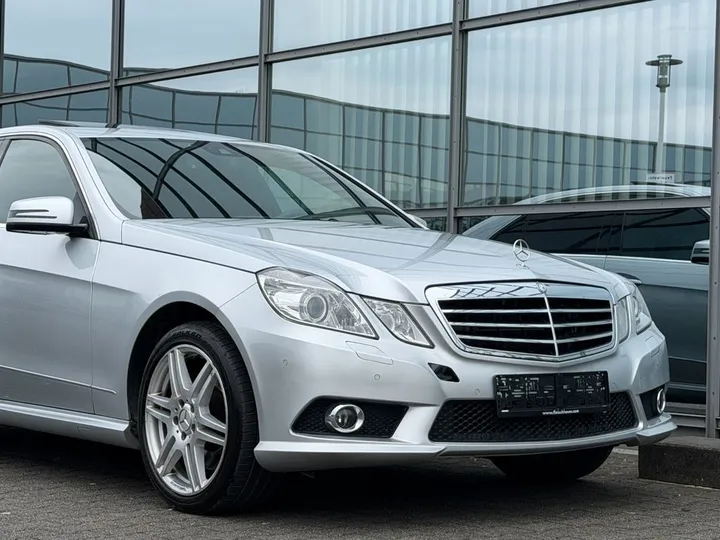 Mercedes-Benz E 500
