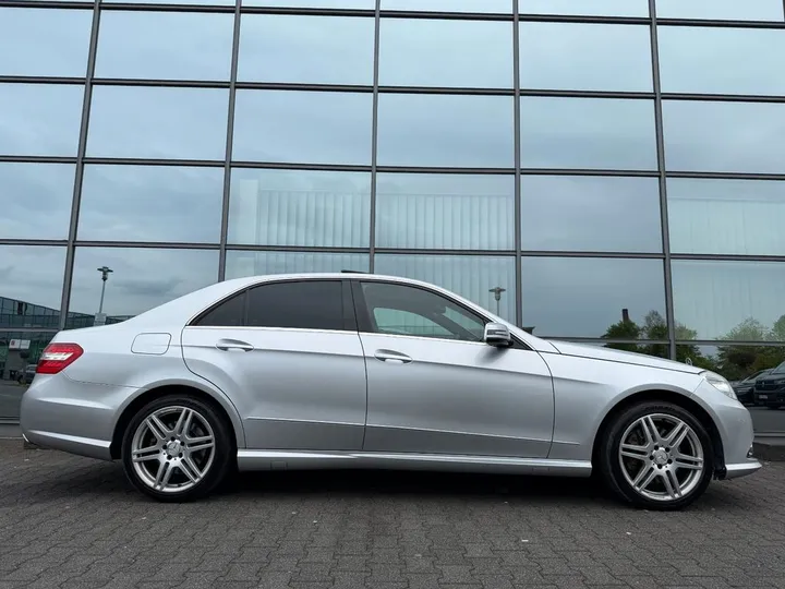Mercedes-Benz E 500