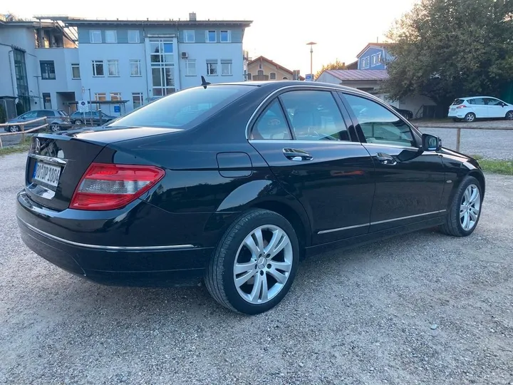 Mercedes-Benz C 200