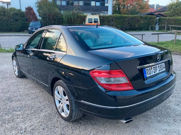 Mercedes-Benz C 200