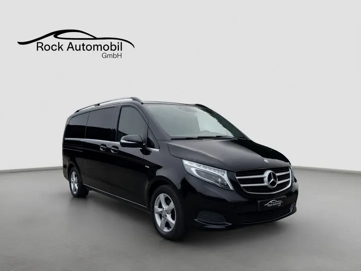 Mercedes-Benz V 220