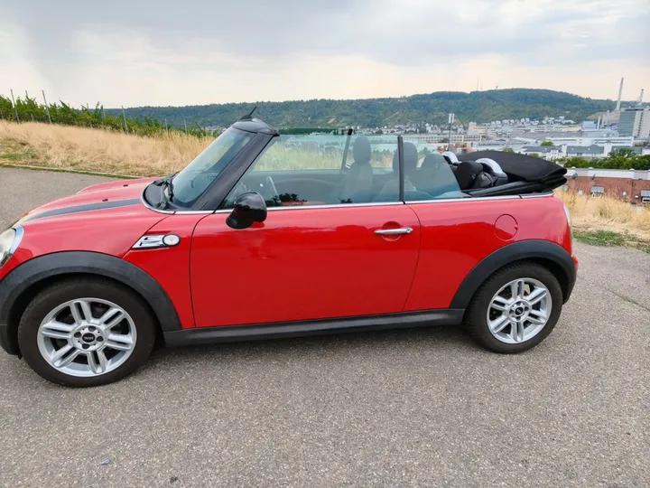 MINI Cooper Cabrio