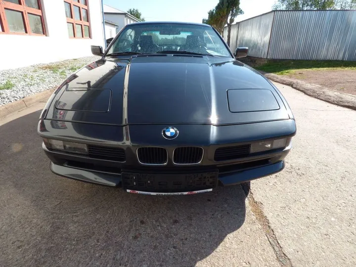 BMW 850