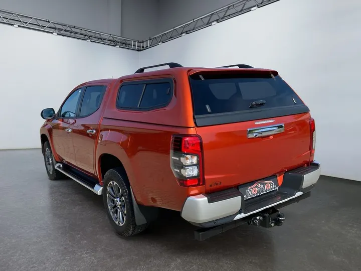 Mitsubishi L200