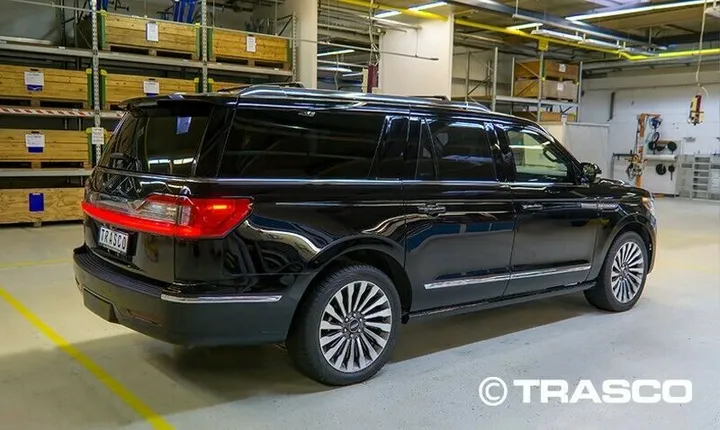 Lincoln Navigator