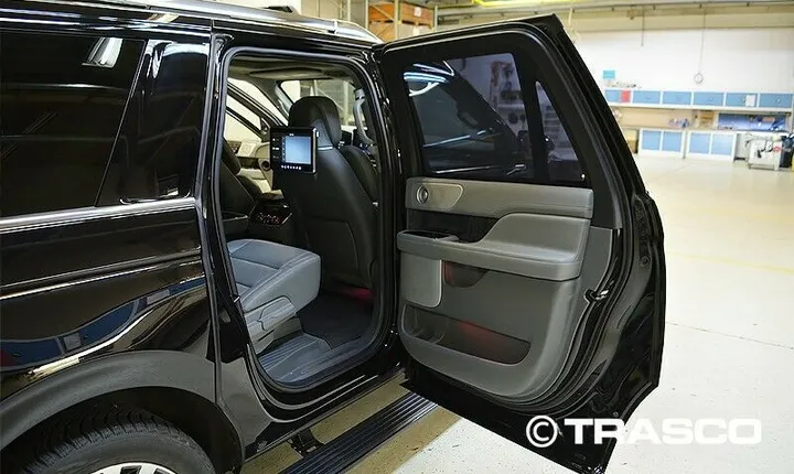 Lincoln Navigator