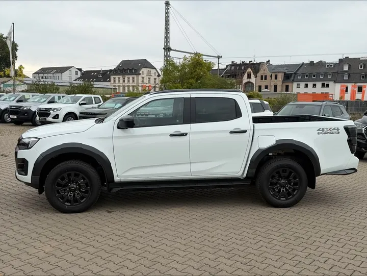 Isuzu D-Max