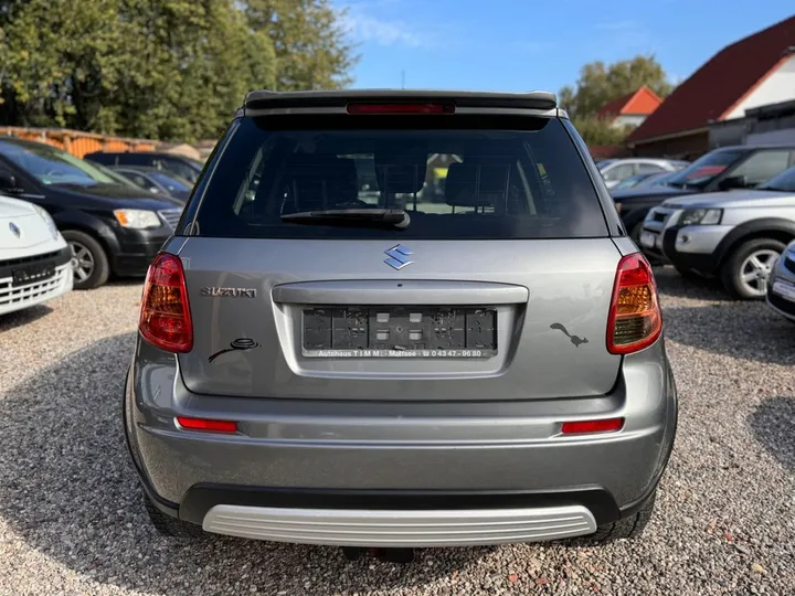Suzuki SX4