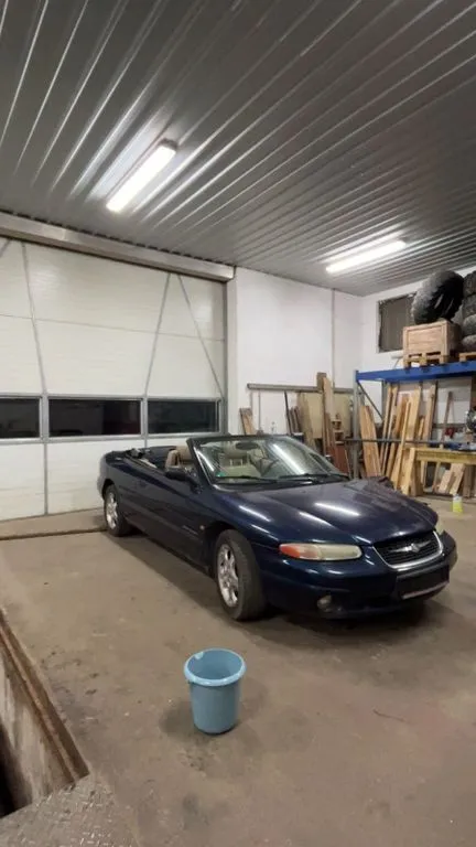 Chrysler Stratus