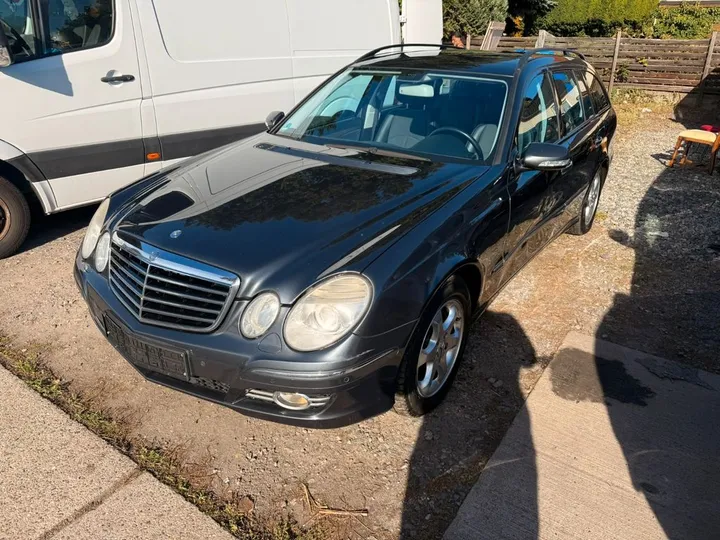 Mercedes-Benz E 280