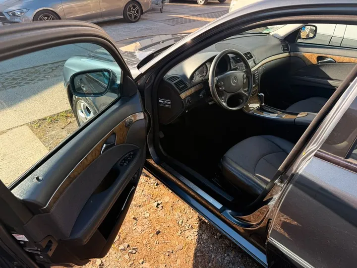 Mercedes-Benz E 280