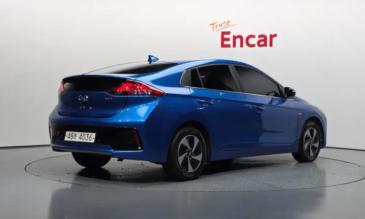 Hyundai Ioniq