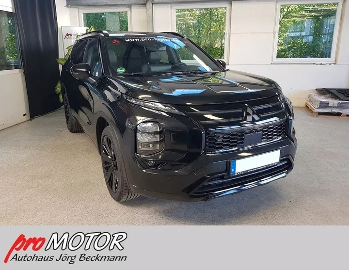 Mitsubishi Plug-in Hybrid Outlander