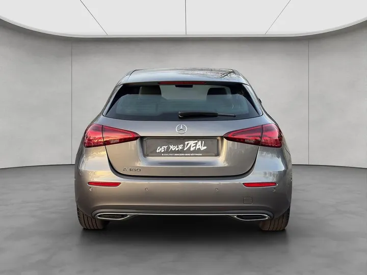 Mercedes-Benz A 180