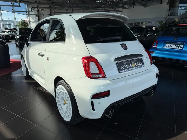 Abarth 695